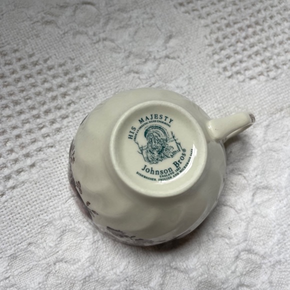 Johnson Brothers  His Majesty Flat Cup - Picture 7 of 7